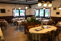 Innenansicht der Flammkuchenfarm Stankt Leon-Rot bei Walldorf