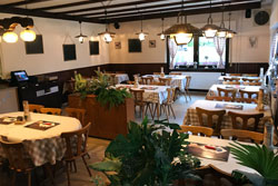 Innenansicht der Flammkuchenfarm Stankt Leon-Rot bei Walldorf